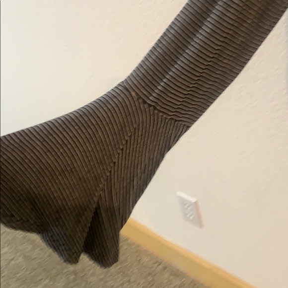 black and white strip long sleeve - Picture 3 of 4